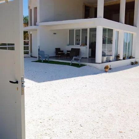 White House Tatil Evi *